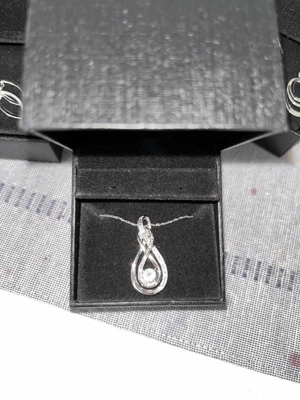 ★MONDAY EDITION★Fleeting Light Necklace★送料・関税込★ ☆MONDAY EDITION☆Fleeting Light Necklace☆送料・関税込