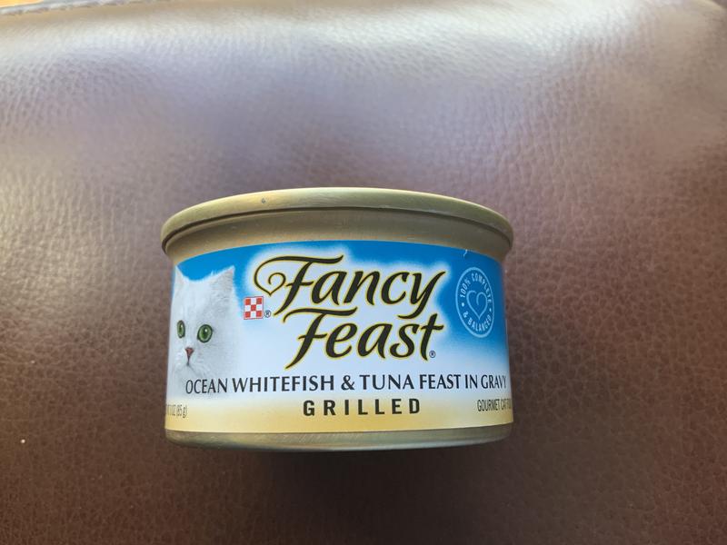 Fancy Feast Grilled Ocean Whitefish Tuna Feast In Gravy Canned Cat