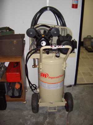 Ingersoll Rand Garage Mate Portable Electric Air Compressor 2 Hp