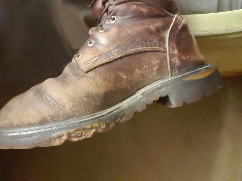 red wing boots 1412