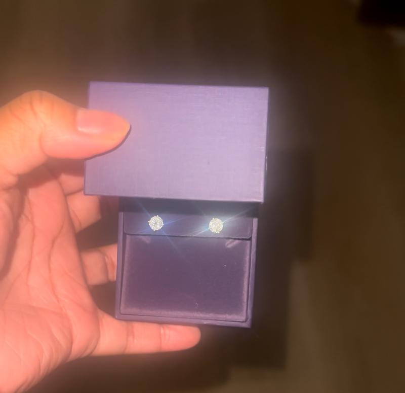 1/4 CT. T.W. Multi-Diamond Stud Earrings in 10K White Gold