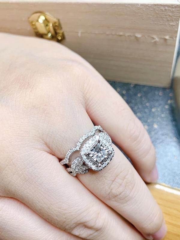 1-1/2 CT. T.W. Princess-Cut Diamond Frame Vintage-Style
