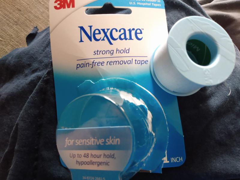 Nexcare Sensitive Skin Tape, Tears Easily, For Sensitive Skin, 6 Rolls