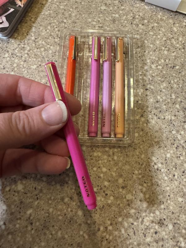 Post-it® Noted 5 Mini Felt Tip Pens in shades of Pink and Orange