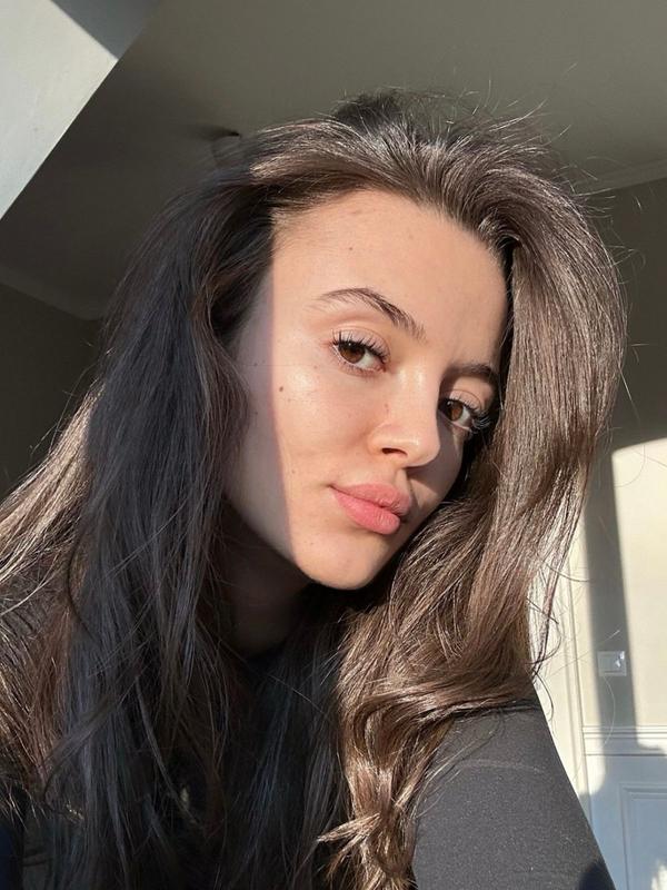 Customer photo for "INSTANT GLOW ON THE GO"