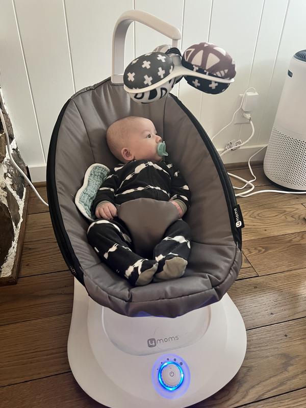 rockaRoo Baby Rocker | Infant Rocker With Rhythmic Motion | 4moms®