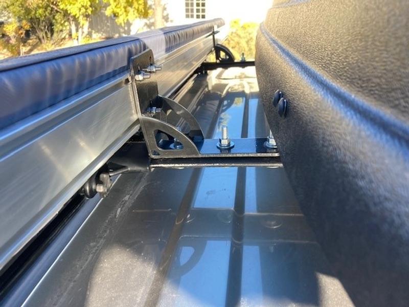 Universal ARB mount, mounted to the 2008 Toyota 4Runner stock roof rack cross bar