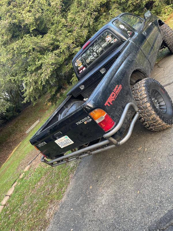 93 toyota pickup store rear bumper