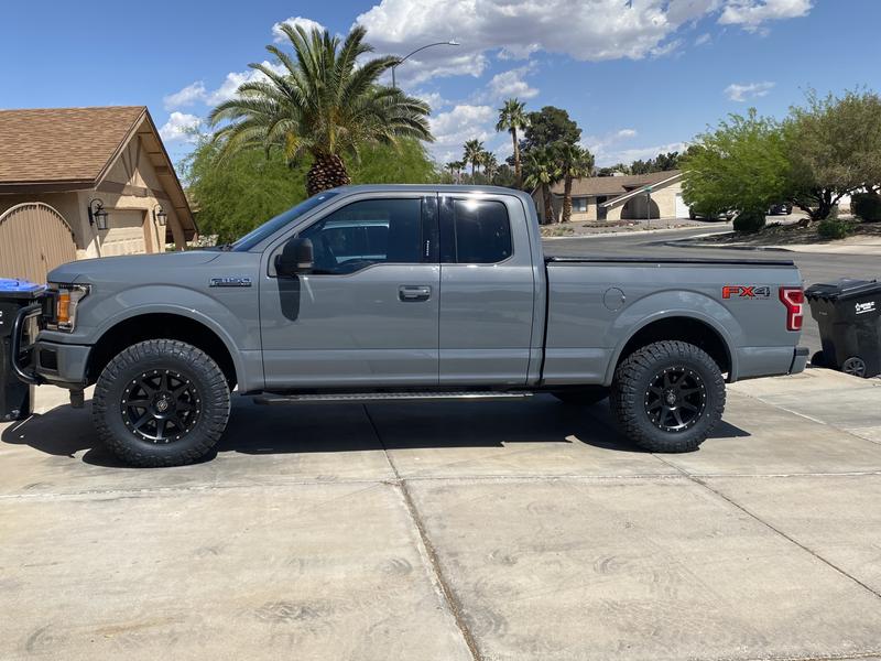 2018 ford f150 2.5 leveling kit