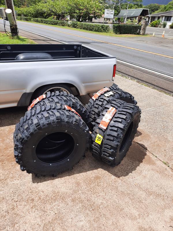 Super Swamper 31x12.50-15LT Tire, TSL Bogger - B-113 | 4wheelparts.com