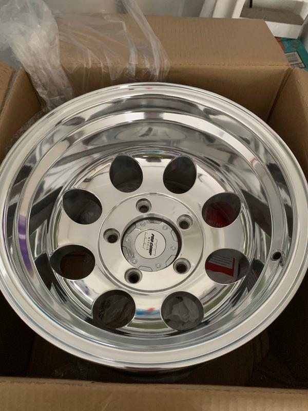Pro Comp 69 Series Vintage Wheel, 15x10 with 5 on 5.5 Bolt Pattern