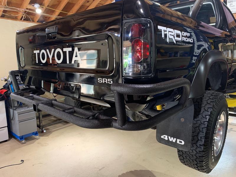 93 toyota pickup store rear bumper