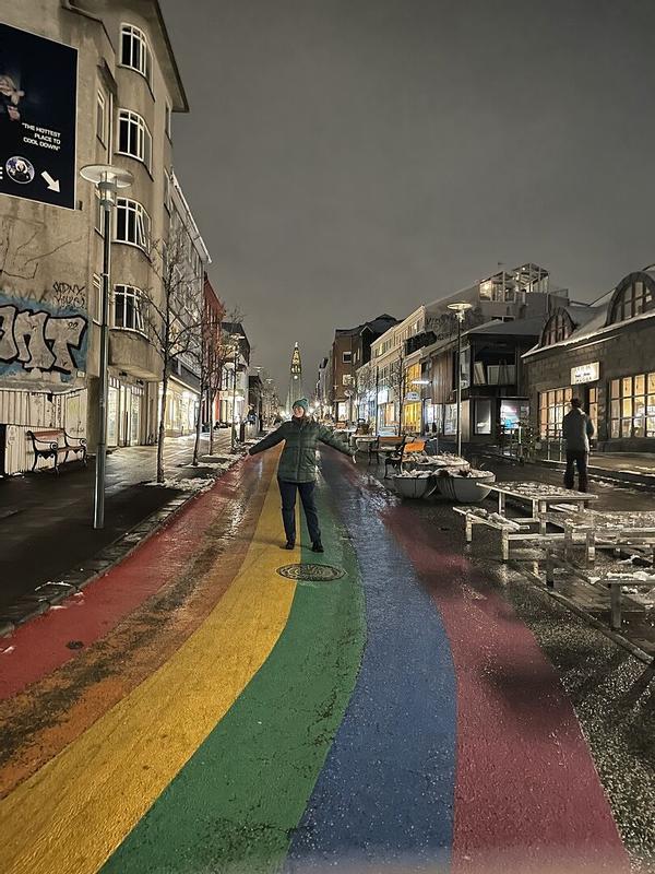 Review Thumbnail Image 0 381286140