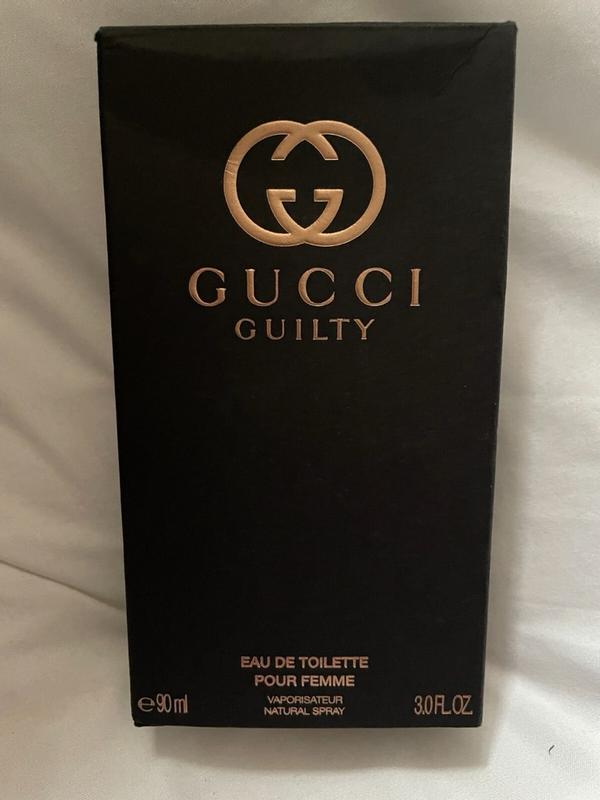 Customer photo for "A beautiful woman’s perfume with projection"