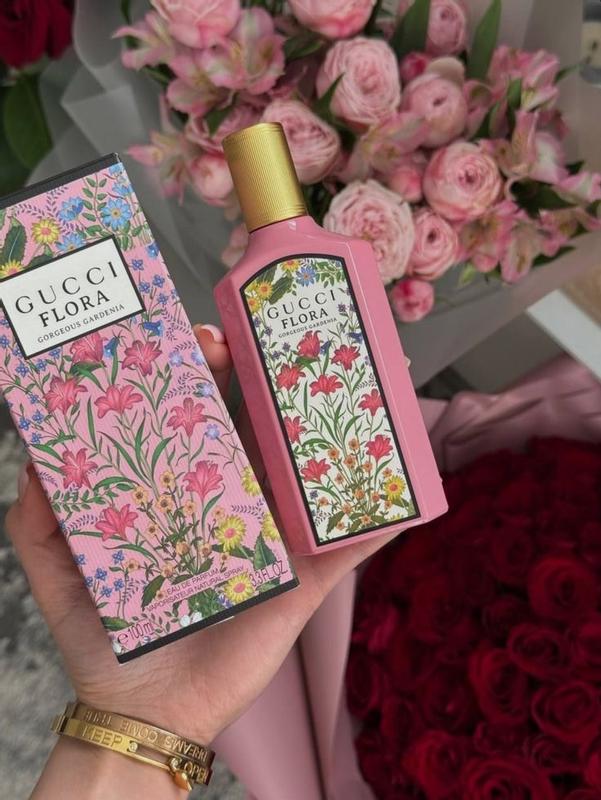 Customer photo for "Amazing scent which lasts all day"