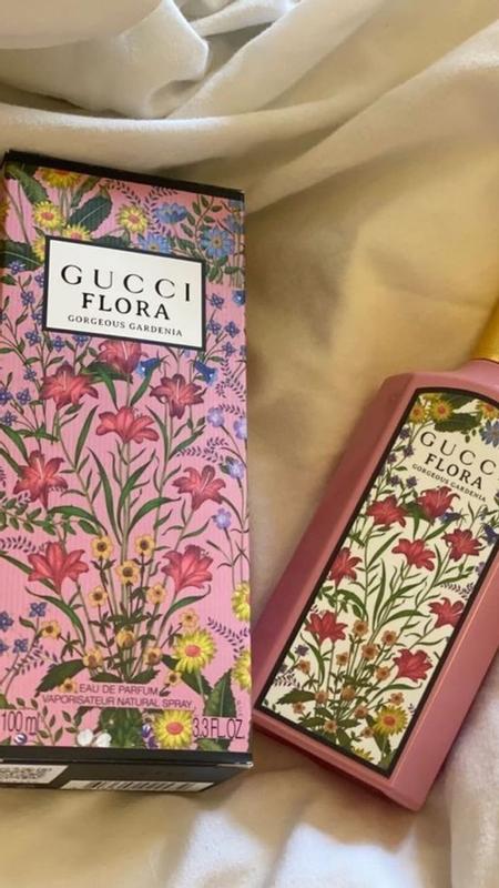 Customer photo for "Amazing scent which lasts all day"