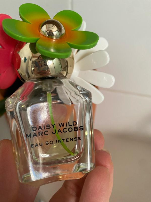 Marc Jacobs Daisy Wild Eau de Parfum, 3.3 oz. - Macy's