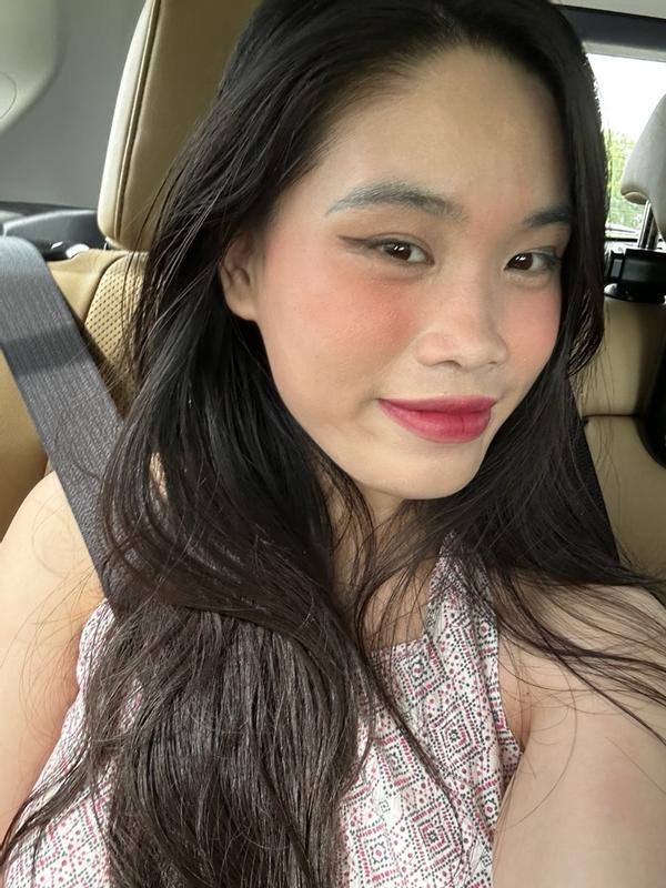 Customer photo for "I love it Burberry"