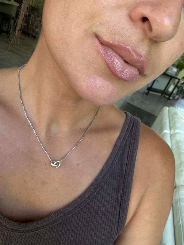 Customer photo for "Beautiful formula that is creamy and hydrating."