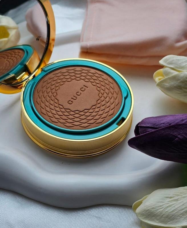 グッチパウダーブロンザー Gucci Gucci Poudre de Beauté Éclat Soleil Bronzing Powder