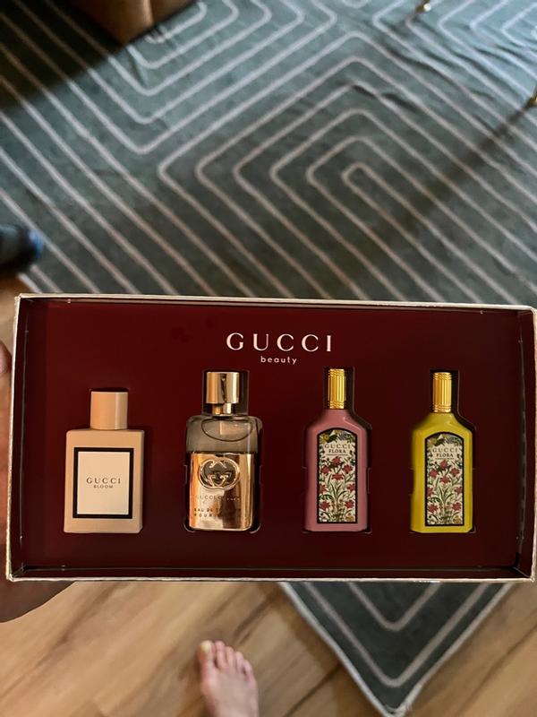 Mini Women's Eau De Parfum Discovery Set | SHOP BAZAAR