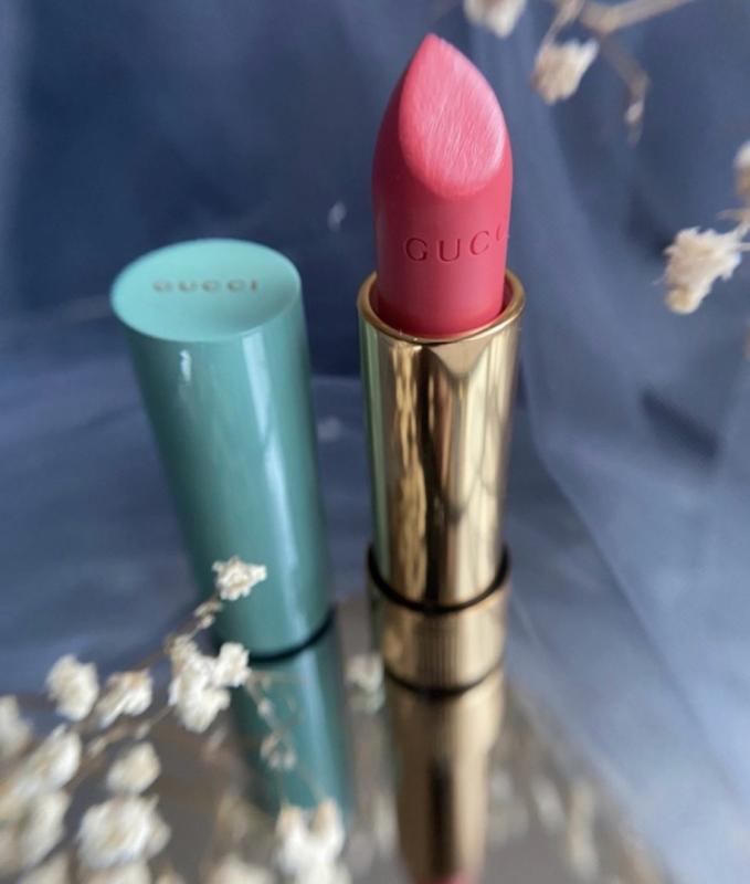 Customer photo for "Smooth, hydrating lip balm with buildable color and even wear throughout the day."