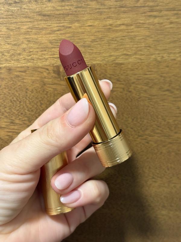 Customer carousel item 9.