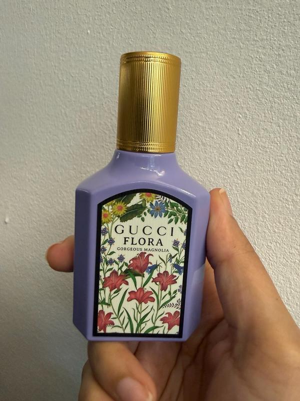 Customer photo for "Beautiful Floral Scent That Lasts"