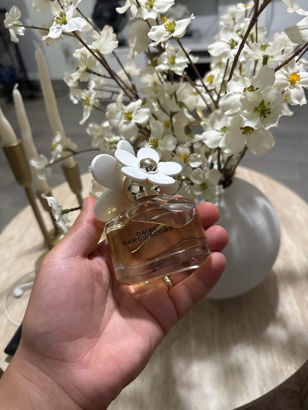 Customer photo for "Beautiful smell for my wife"