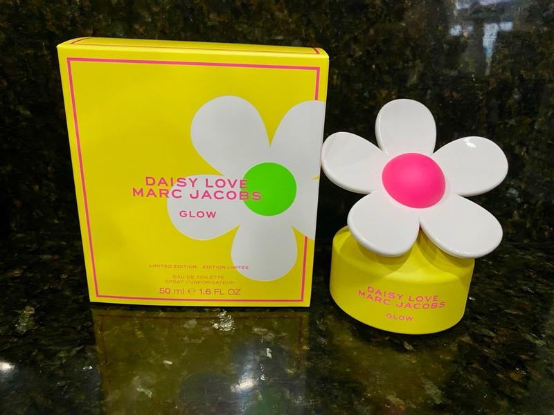 Marc Jacobs Daisy Love Glow Limited Edition, 1.6 oz. - Macy's