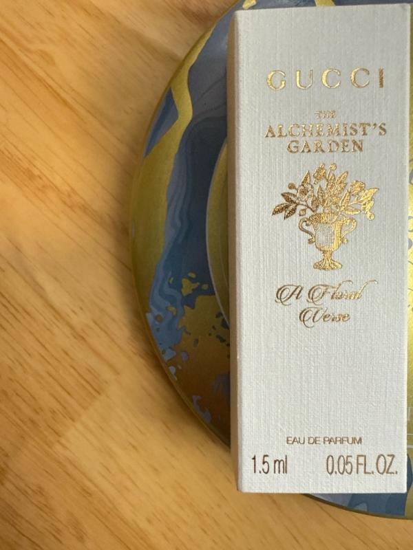 Customer photo for "Smells like a garden of beautiful flowers"