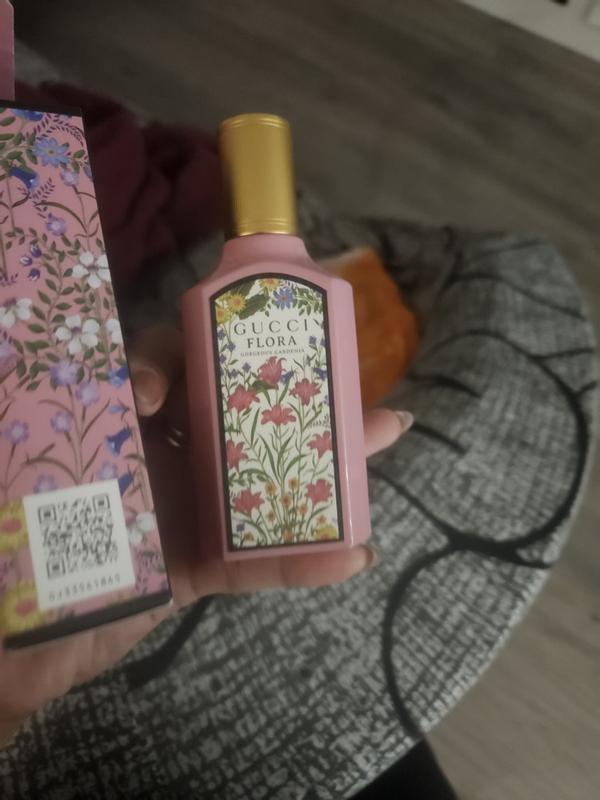 Customer carousel item 1.