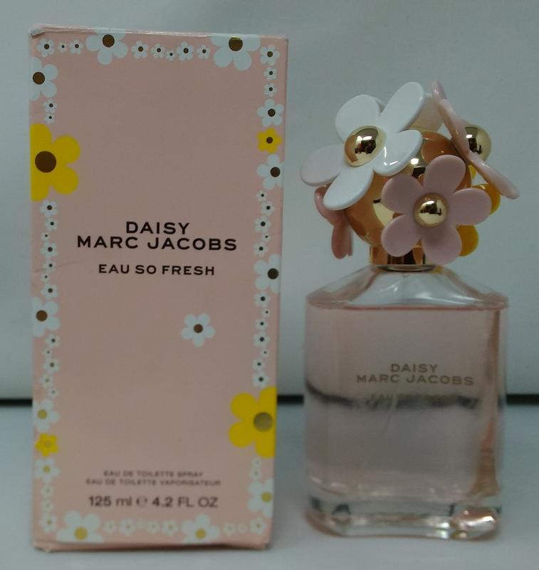 Daisy Eau So Fresh Eau de Toilette Gift Set ($214 value)