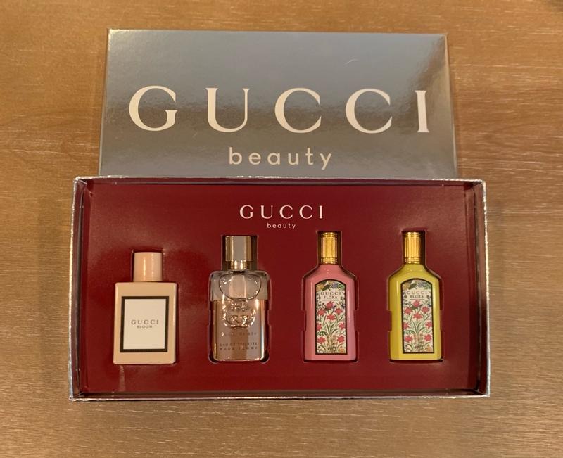 Perfume Bundle outlets 25 mini bottles some are brand new never opened Dolce Gucci estee