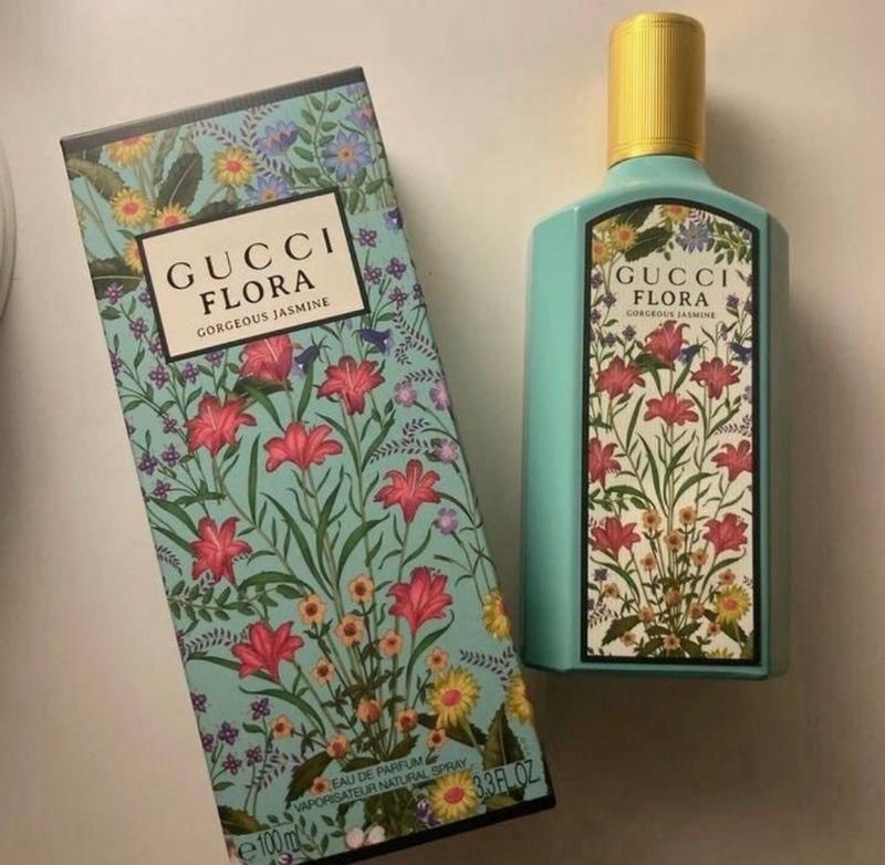 Customer carousel item 12.