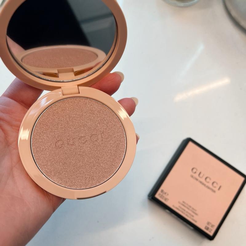 Customer photo for "Beautiful rosy glow"