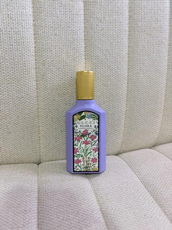 Customer photo for "My favorite everyday perfume"
