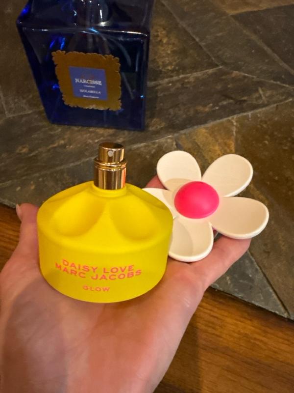 【最終セール】DAISY LOVE MARC JACOBS GLOW 50ml Daisy Love Glow Eau de Toilette with Bergamot, Lemon