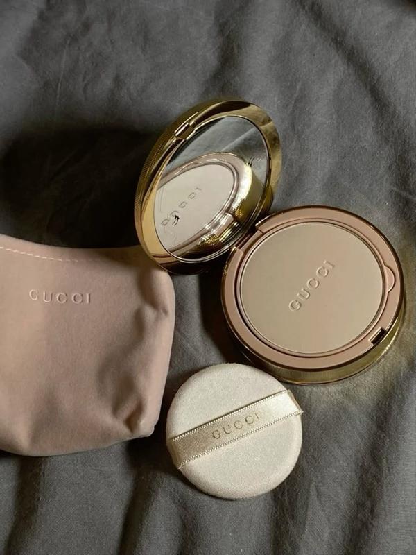 Customer carousel item 1.