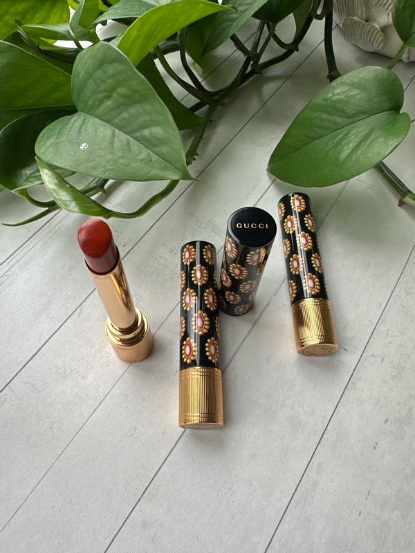 Gucci Gucci Rouge de Beauté Brilliant Shine Glow & Care Lipstick