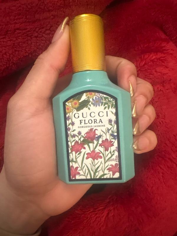 Customer carousel item 11.