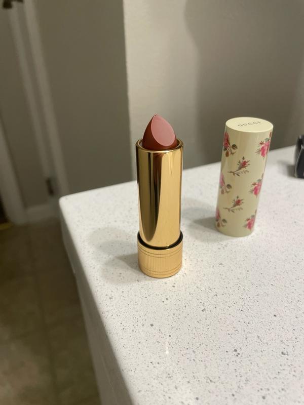 Customer photo for "Perfect lipstick !"