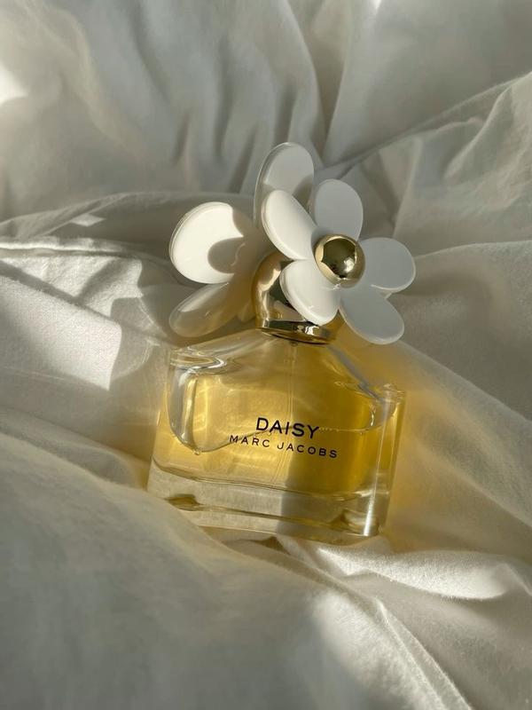 $122 VALUE! Marc Jacobs Daisy Eau So Fresh Eau de Toilette Spray 4.25 oz popular Brand N