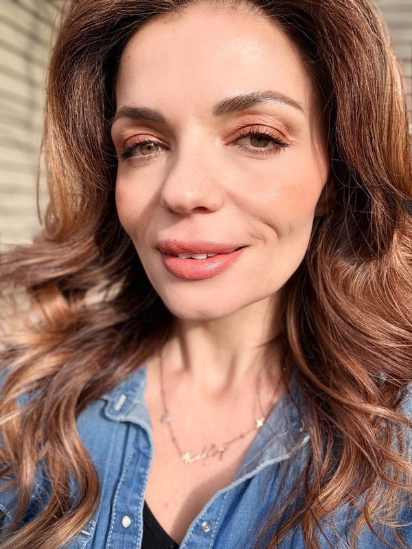 Customer carousel item 12.