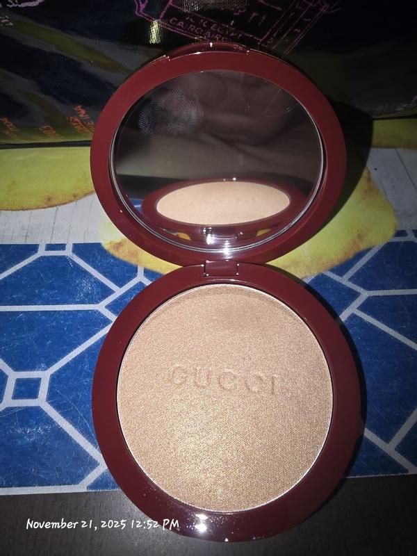 Customer carousel item 9.