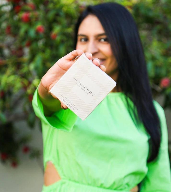 Customer carousel item 6.