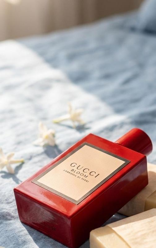 Gucci Bloom Ambrosia di Fiori Eau de Parfum Intense, 1.6-oz. - Macy's