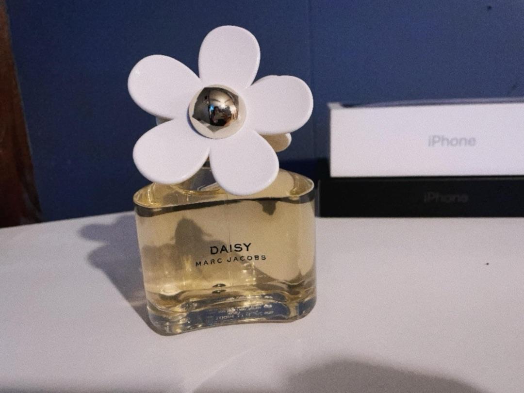 Marc Jacobs Туалетная вода Daisy 50 мл — купить в Москве