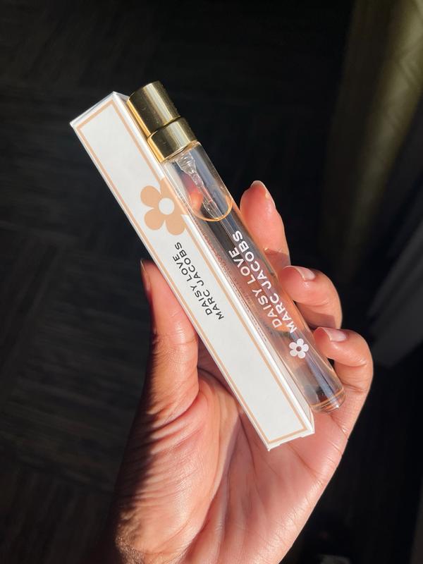 Customer photo for "Very long lasting summer perfume💓"