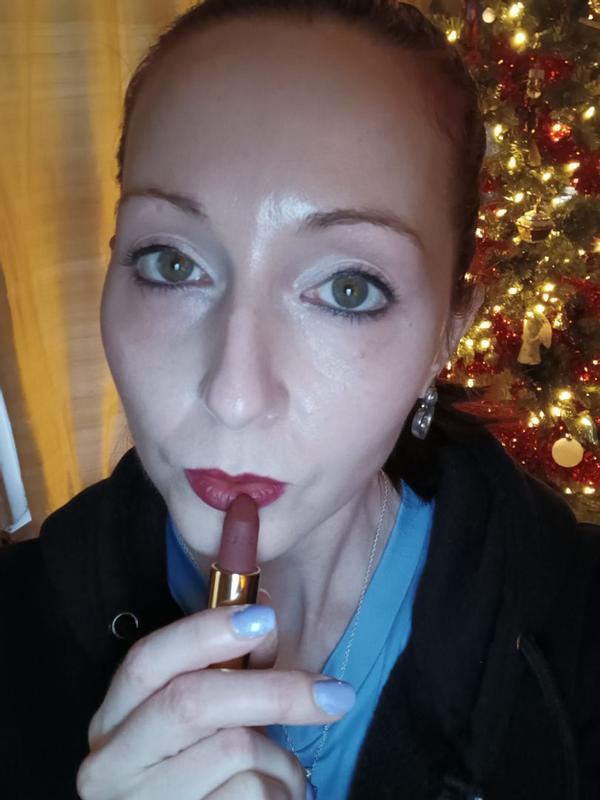 Customer carousel item 3.